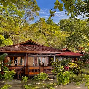 Pulisan Resort